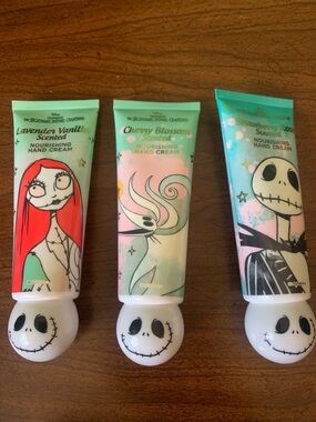 It’s bundle time! NWOT The Nightmare Before Christmas Nourishing Hand Cream Set